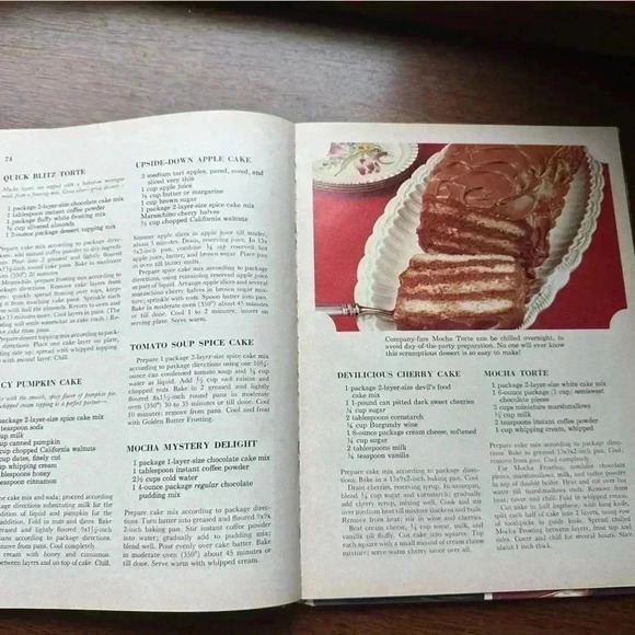 Better Homes and Gardens Pies and Cakes 1969 Cookbook - Picture 9 of 9